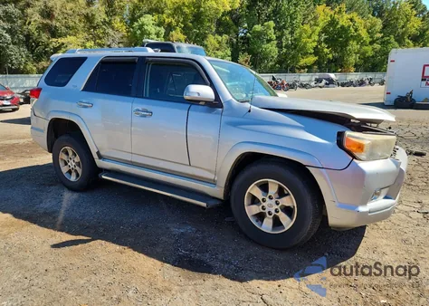 2011 Toyota 4Runner Sr5 from USA, damaged, VIN JTEZU5JR4B5015169